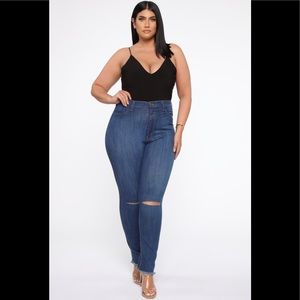 NWT Fashion Nova || Last chance skinny jeans
